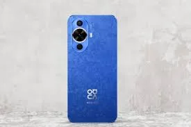 HUAWEI Nova 12 